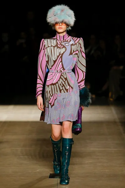 Look 33